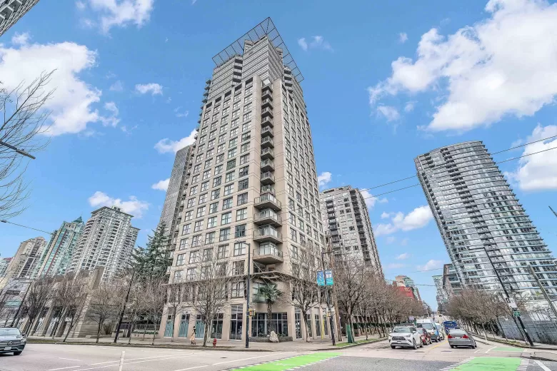 801 989 BEATTY STREET, Vancouver, BC for sale