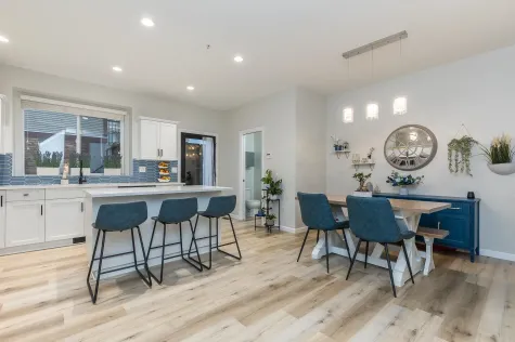 20845 71B AVENUE image #3