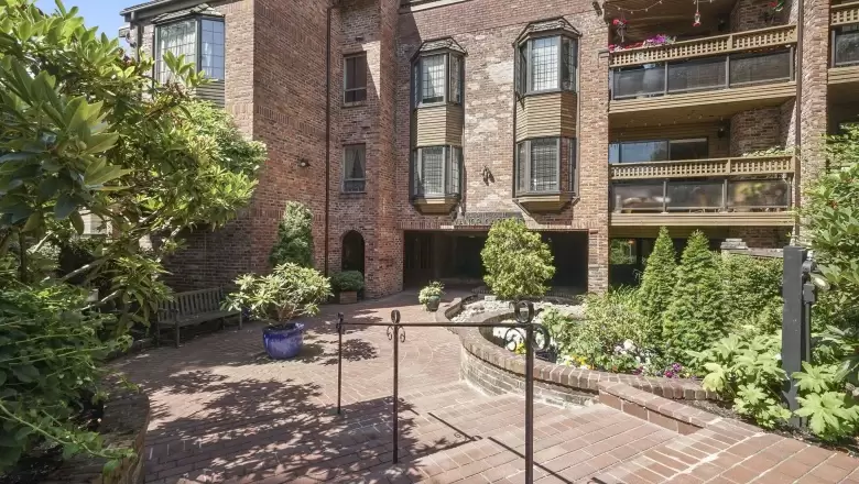 317 2320 W 40TH AVENUE image #1
