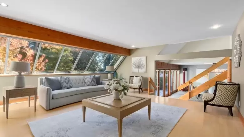 2843 MARINE DRIVE image #1