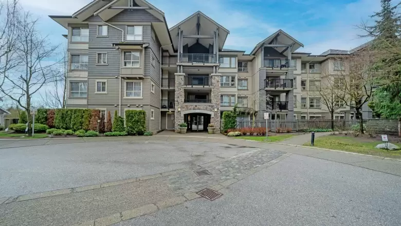 302 2958 WHISPER WAY image #1