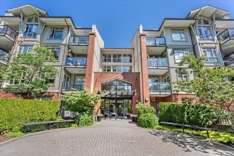 312 100 CAPILANO ROAD image #1