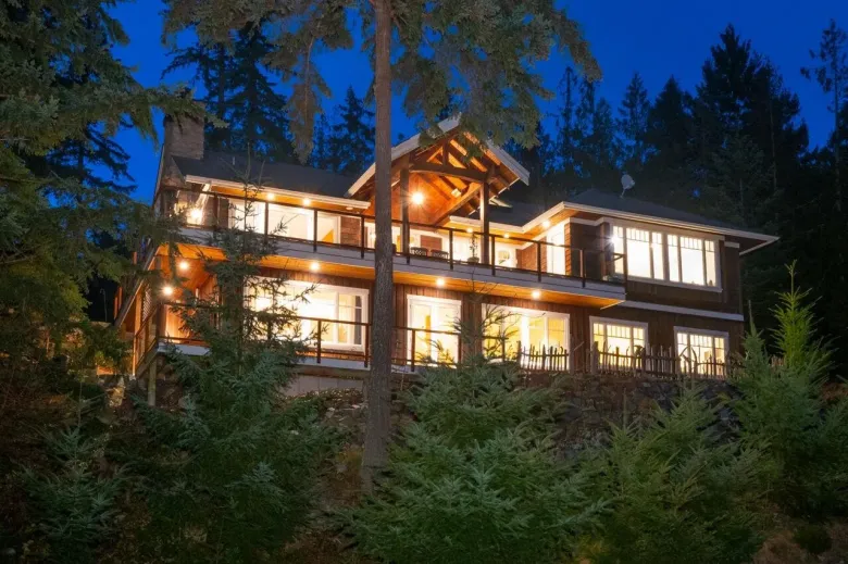 1010 COWAN POINT DRIVE image #1