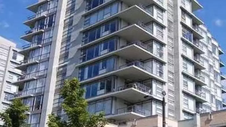 1107 9222 UNIVERSITY CRESCENT image #1