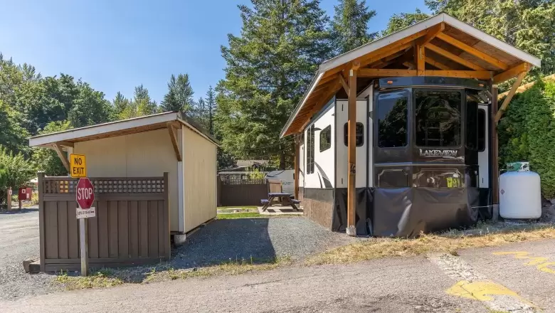 16 1650 COLUMBIA VALLEY ROAD image #1