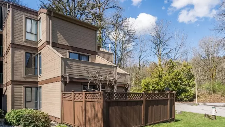 204 9146 SATURNA DRIVE image #1