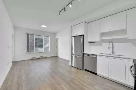 207 15835 85 AVENUE image #4