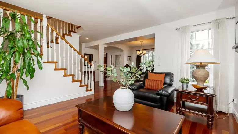 2614 KLASSEN COURT image #1
