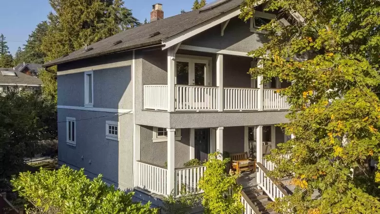 3581 MAYFAIR AVENUE image #1
