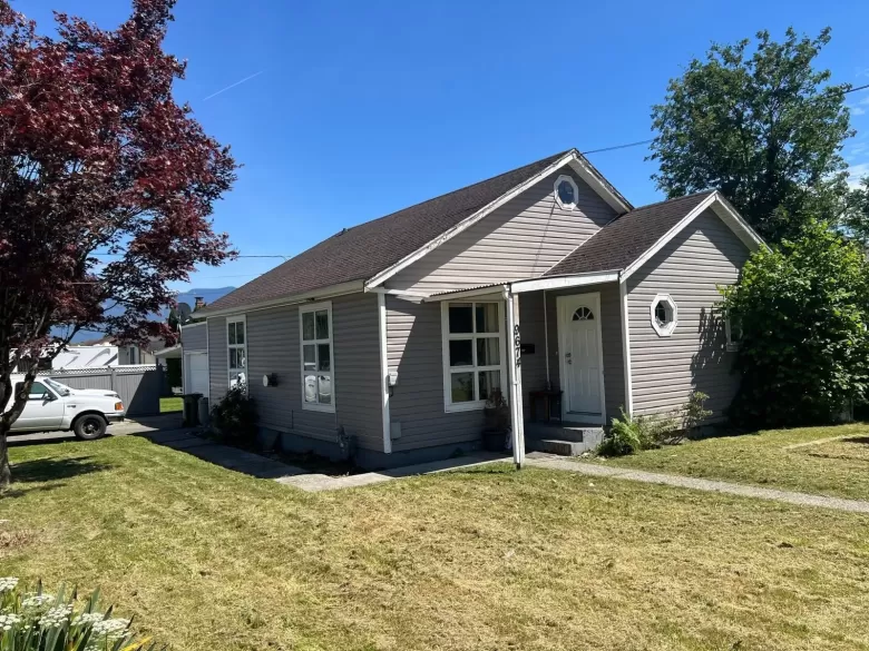 9674 WILLIAMS STREET image #1