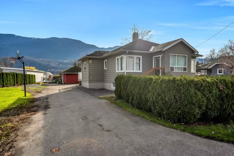 50556 YALE ROAD image #1