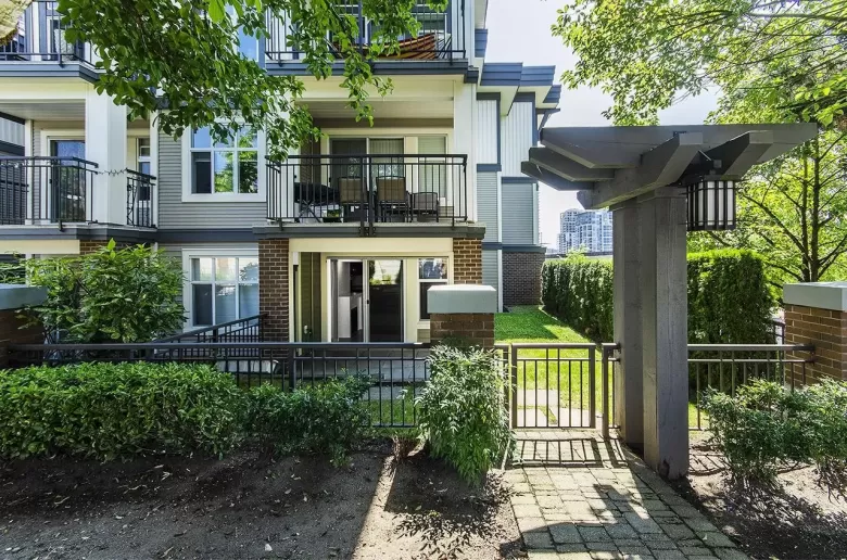 104 4728 BRENTWOOD DRIVE image #1