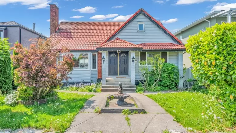 15 GROSVENOR AVENUE image #1