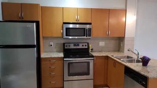 206 13733 107A AVENUE image #2