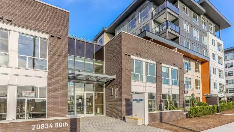 B409 20834 80 AVENUE image #1