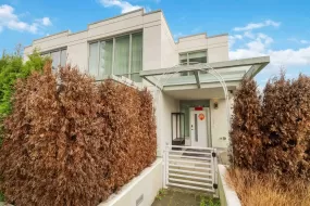 319 5580 NO. 3 ROAD, Richmond, Richmond, BC