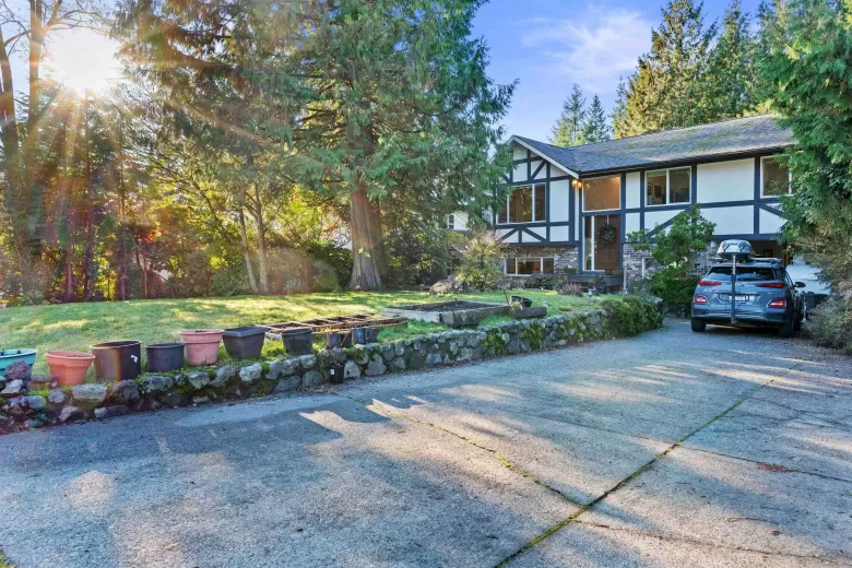 40368 KINTYRE DRIVE image #1