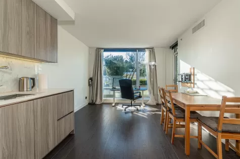 312 8800 HAZELBRIDGE WAY image #1