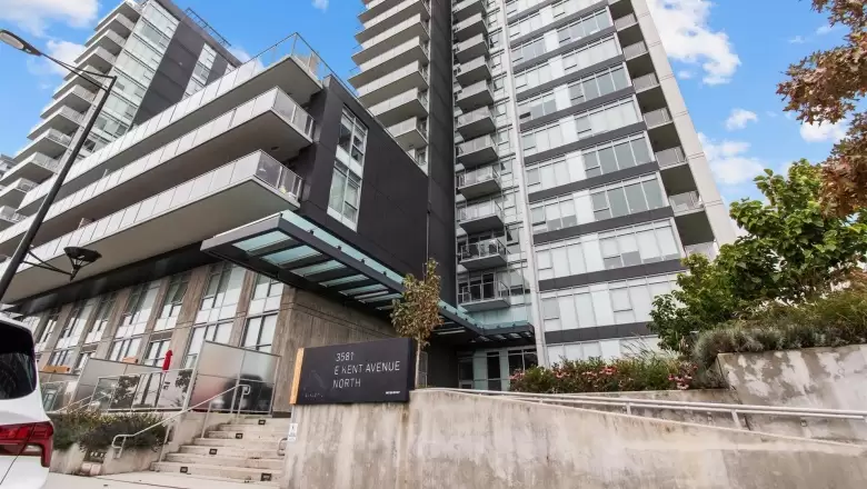 1502 3581 E KENT AVENUE NORTH image #1