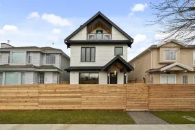 1 4579 CULLODEN STREET, Vancouver East, Vancouver, BC