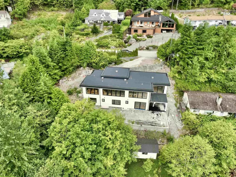 567 BALLANTREE ROAD image #1