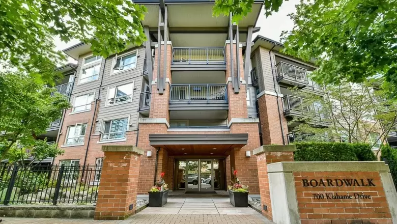 319 700 KLAHANIE DRIVE image #1