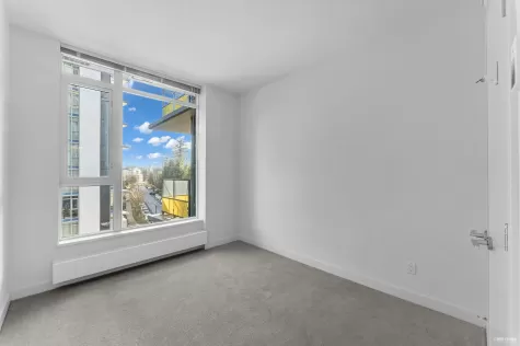 501 8850 UNIVERSITY CRESCENT image #3
