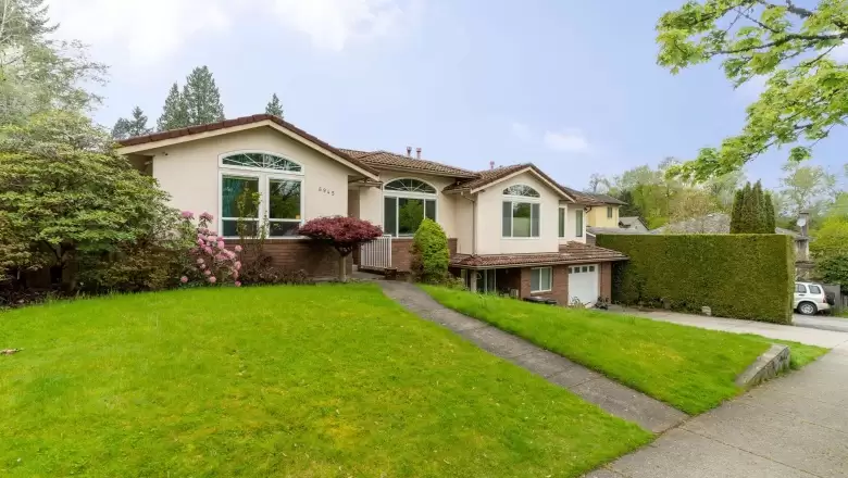 6945 4TH STREET, Burnaby, BC