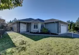 5936 BARNACLE STREET, Sechelt, BC