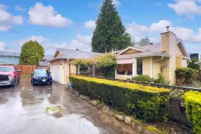 23426 DEWDNEY TRUNK ROAD, Maple Ridge, Maple Ridge, BC