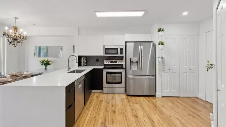 102 2388 WELCHER AVENUE image #1