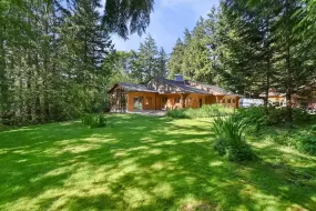 7200 ROCKWELL DRIVE, Harrison Lake, Harrison Hot Springs, BC