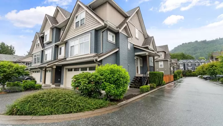 55 5648 PROMONTORY ROAD image #1