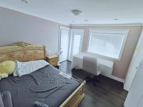 5537 CANADA WAY image #3