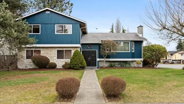 8522 116B STREET image #1