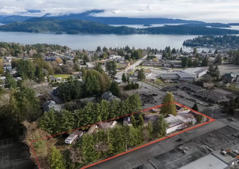 826 GIBSONS WAY image #1