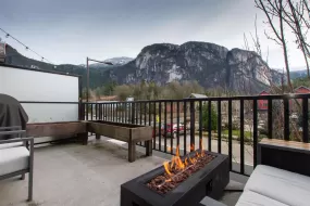 1367 VALLEYSIDE PLACE, Squamish, Squamish, BC