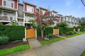 8 4388 MONCTON STREET, Richmond, Richmond, BC