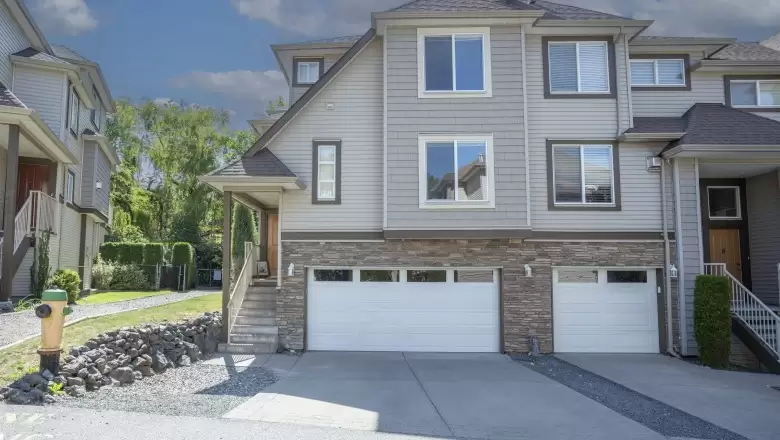 10 46778 HUDSON ROAD image #1