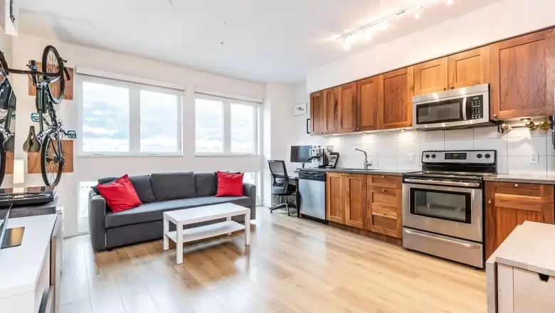 411 37841 CLEVELAND AVENUE image #1