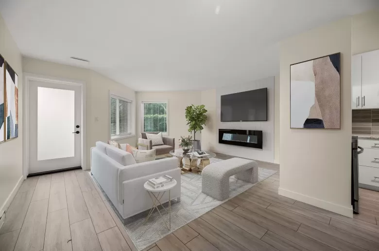 1 15971 MARINE DRIVE image #1