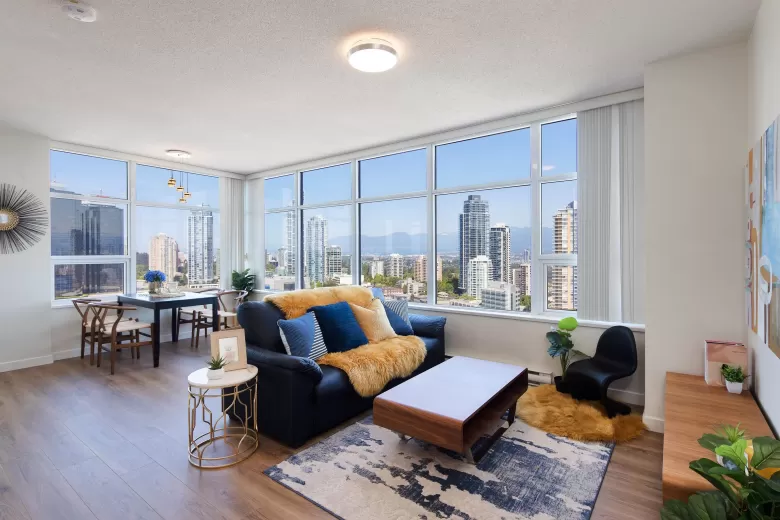 2502 4880 BENNETT STREET image #1