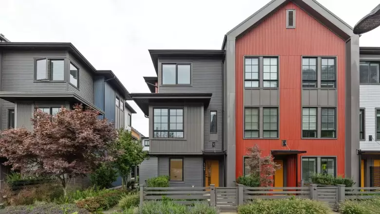 1368 PEAKSIDE PLACE image #1