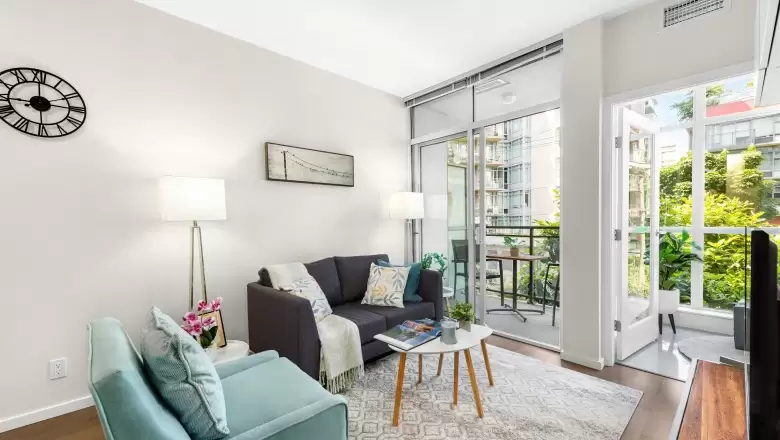 206 63 W 2ND AVENUE image #1