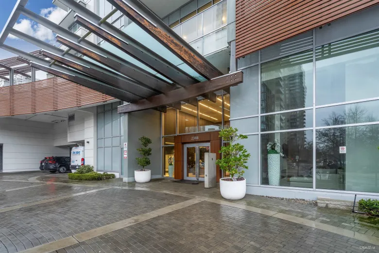 709 2388 MADISON AVENUE image #1