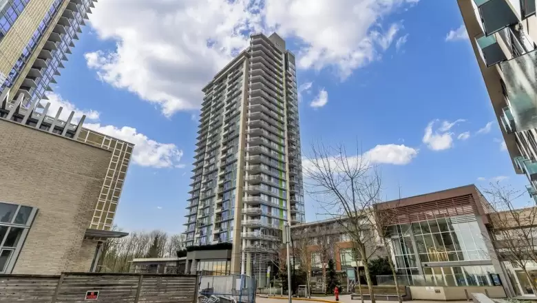 1401 680 SEYLYNN CRESCENT image #1