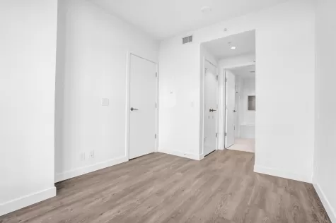 1605 505 NELSON STREET image #1