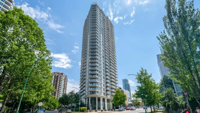 2305 4808 HAZEL STREET image #1