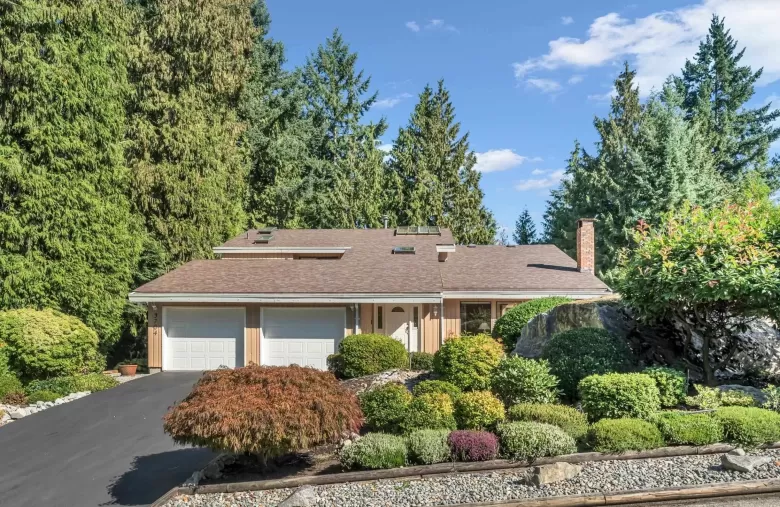 3704 SOUTHRIDGE PLACE image #1