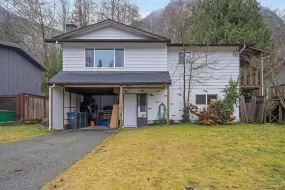 37968 MAGNOLIA CRESCENT, Squamish, Squamish, BC